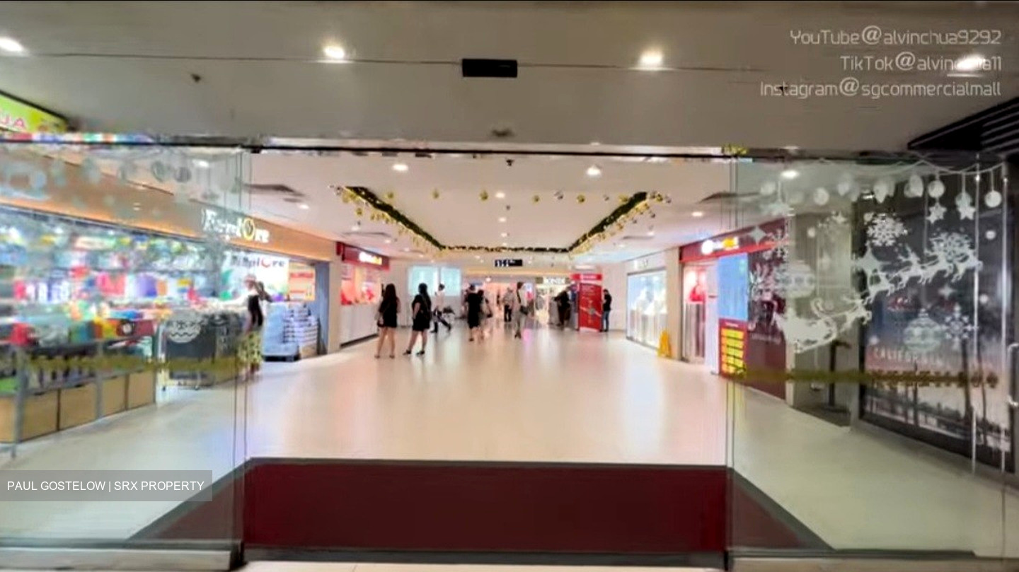 Lucky Plaza (D9), Retail #511338611